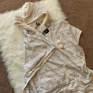 NWT kensie cozy lounge sleep shirt with hood